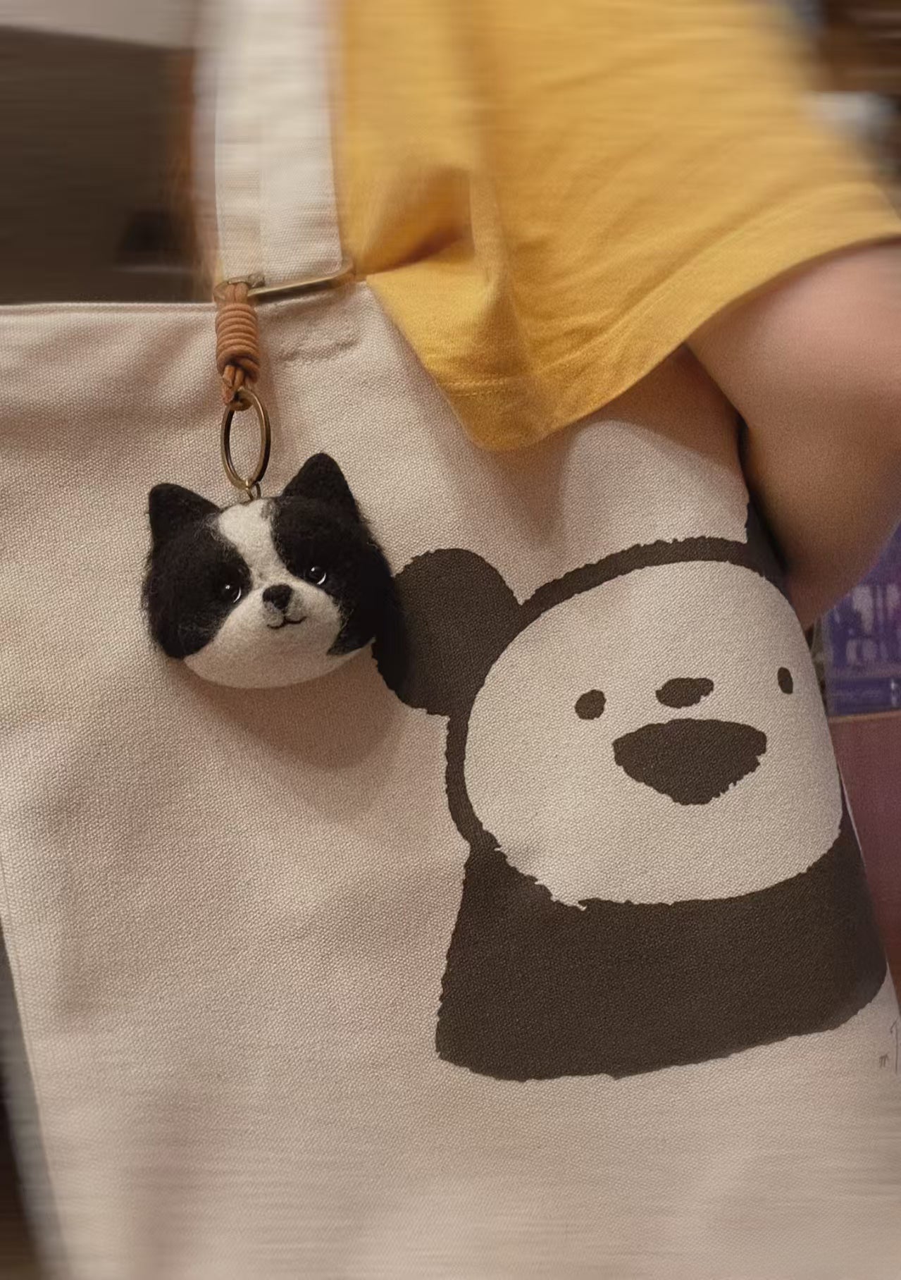 Custom Pet Portrait Keychain – Handmade Wool Felt Cat & Dog Face, Personalized Bag Charm, Car Accessory, Gift for Pet Lovers